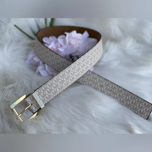 Michael Kors Women's Vanilla Faux Leather Belt - Picture 2 of 16